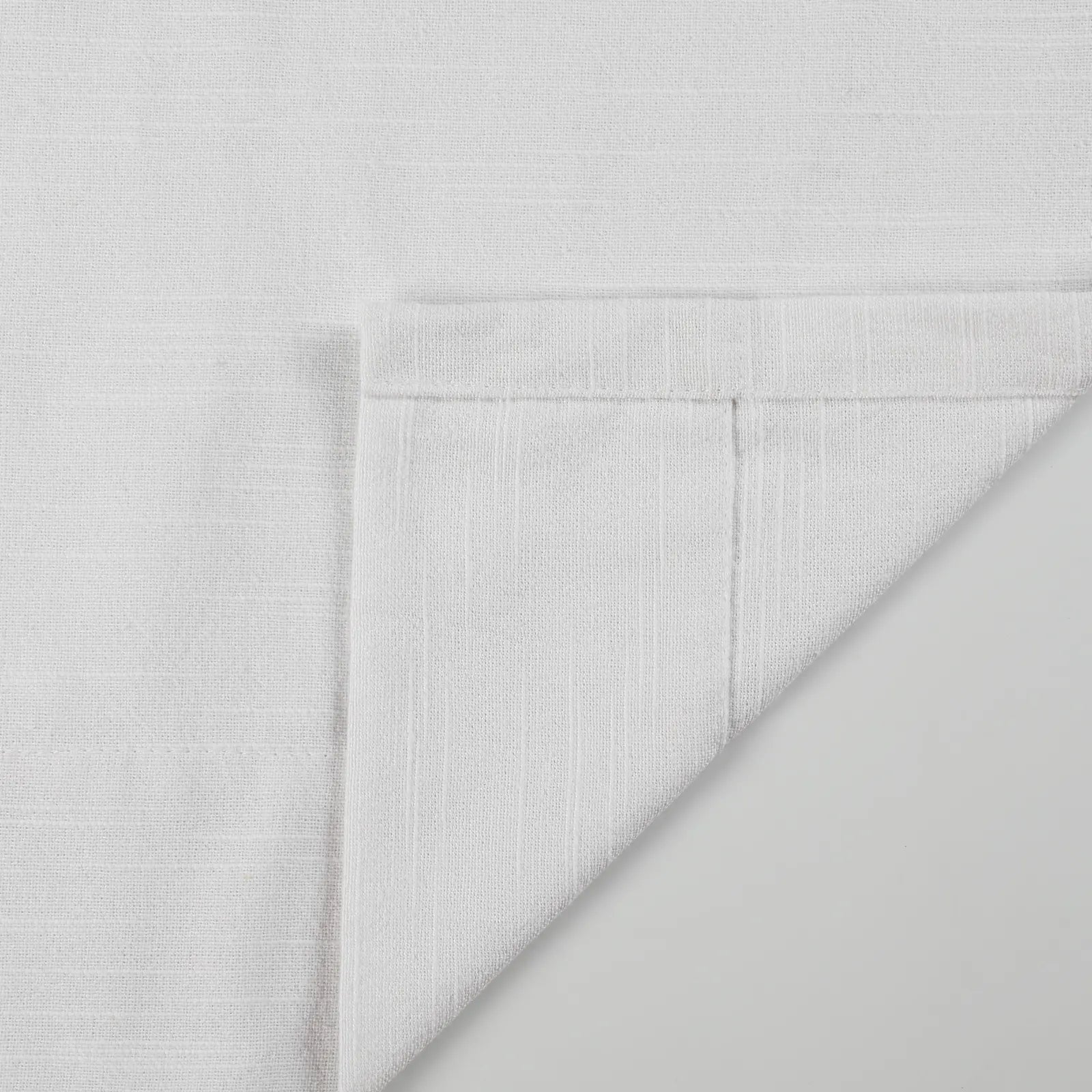 Sunny Linen Blackout Curtain Grommet