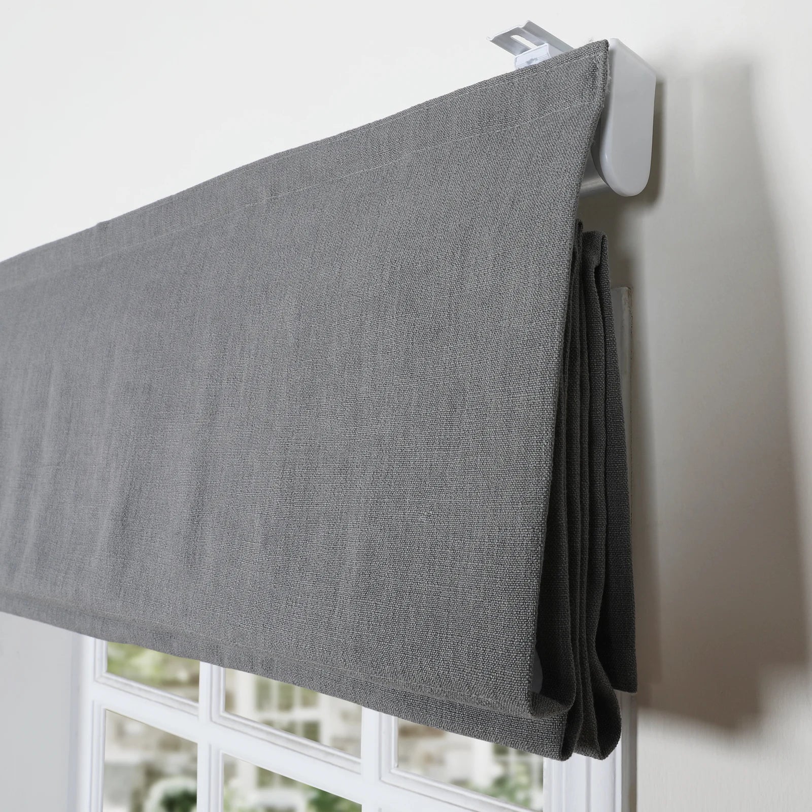 Loomy Linen Blackout Cordless Roman Shade