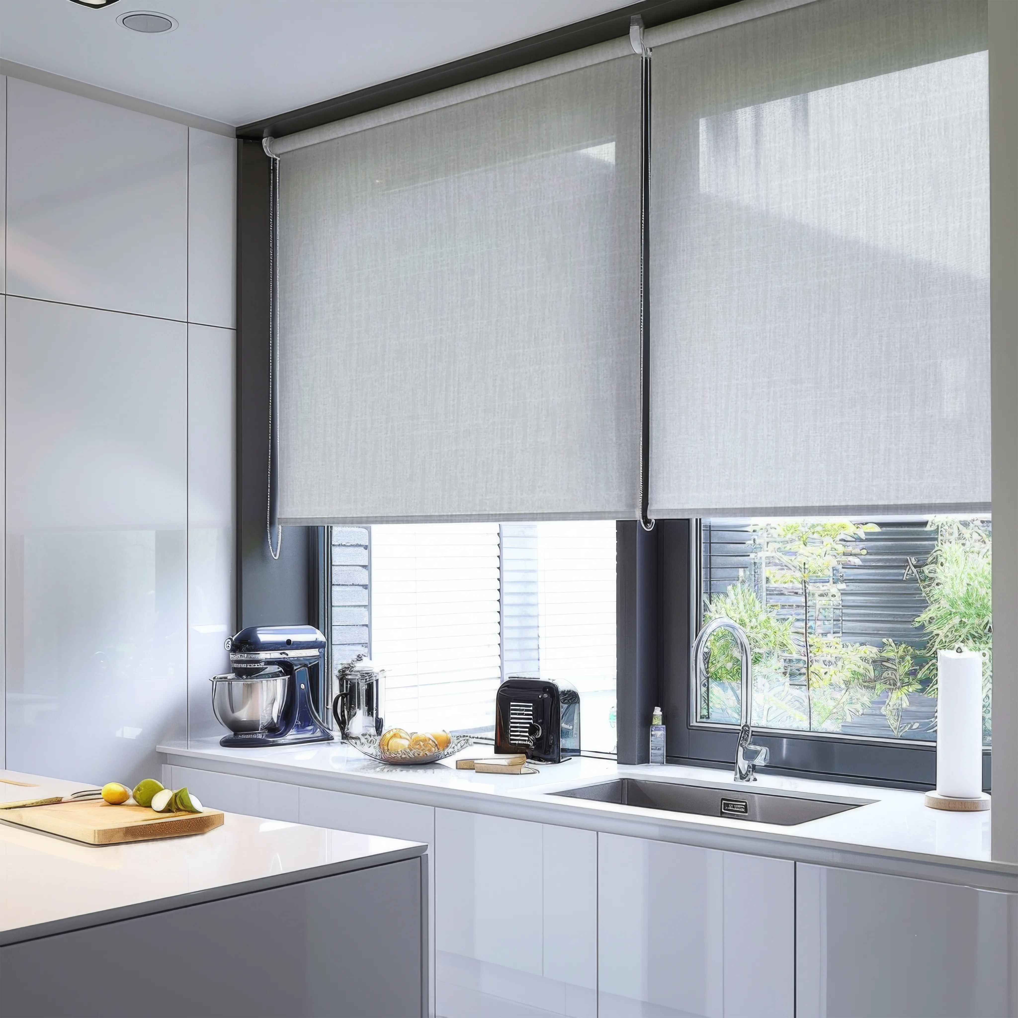 Wave Light Filtering Roller Shades Corded/Cordless